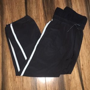 Ivivva Joggers